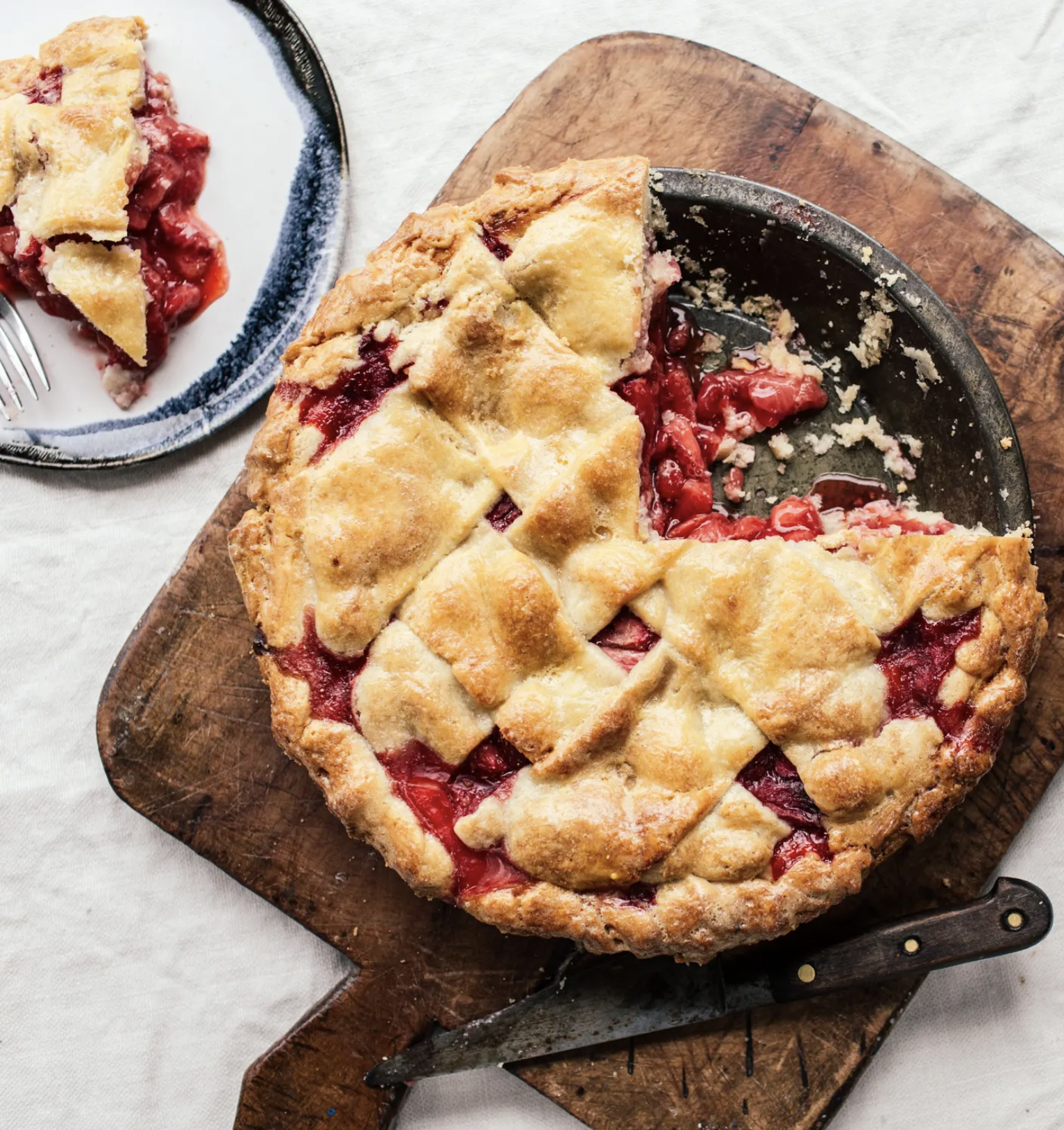 Simple Ingredients Strawberry Rhubarb Pie