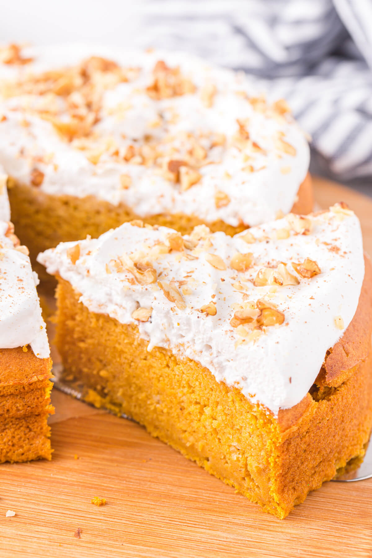 Air Fryer Pumpkin Cake