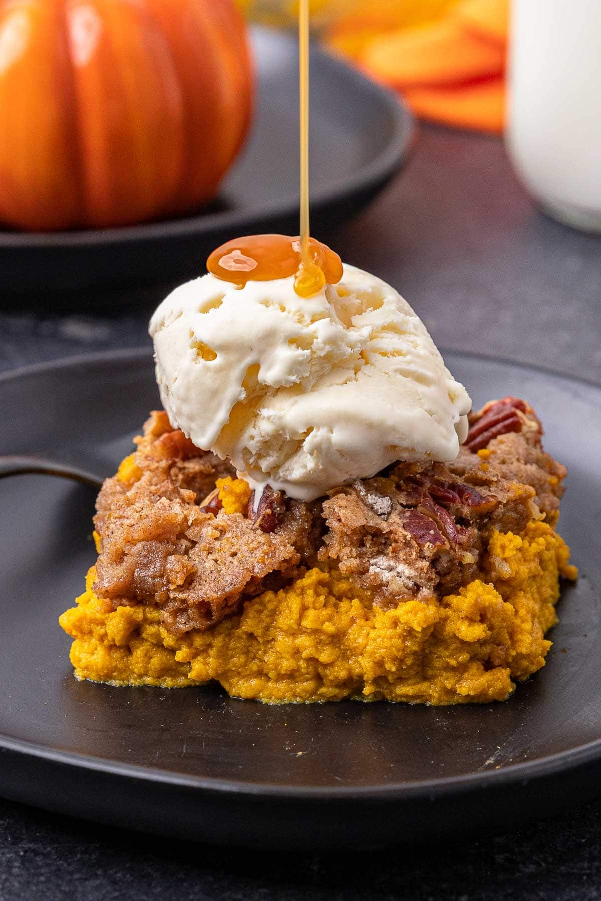 Slow Cooker Pumpkin Cake