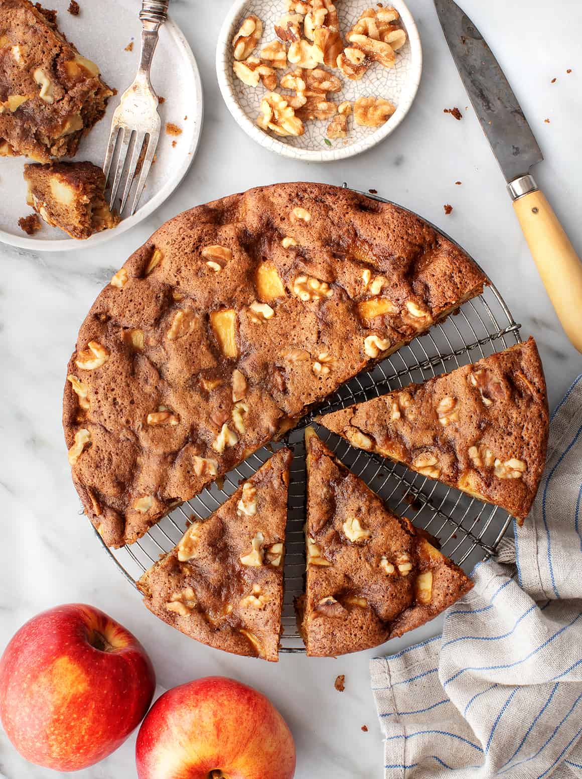 Delightful Spiced Apple Cake