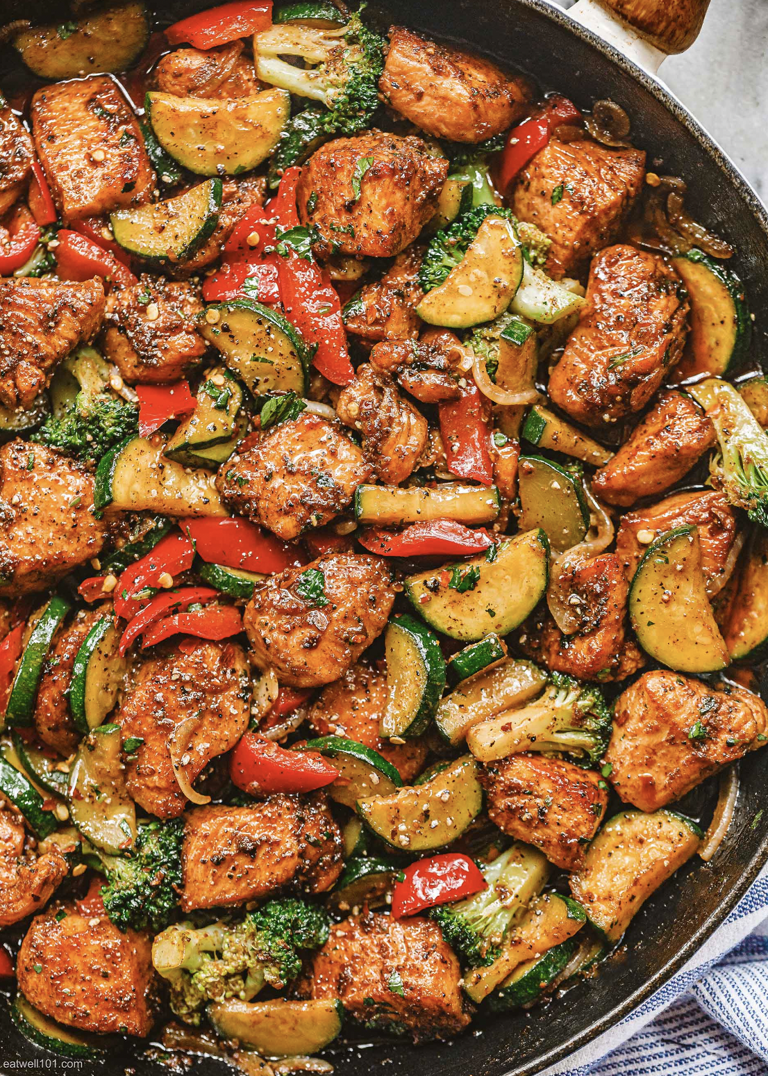  Healthy Chicken and Vegetable Skillet