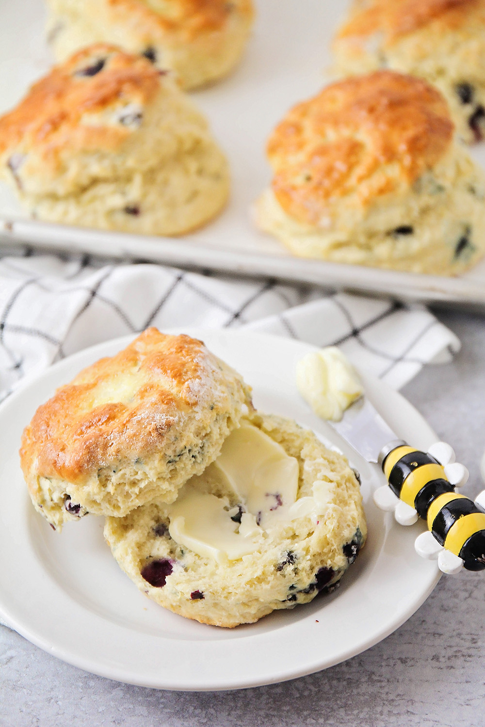 Huckleberry Scones