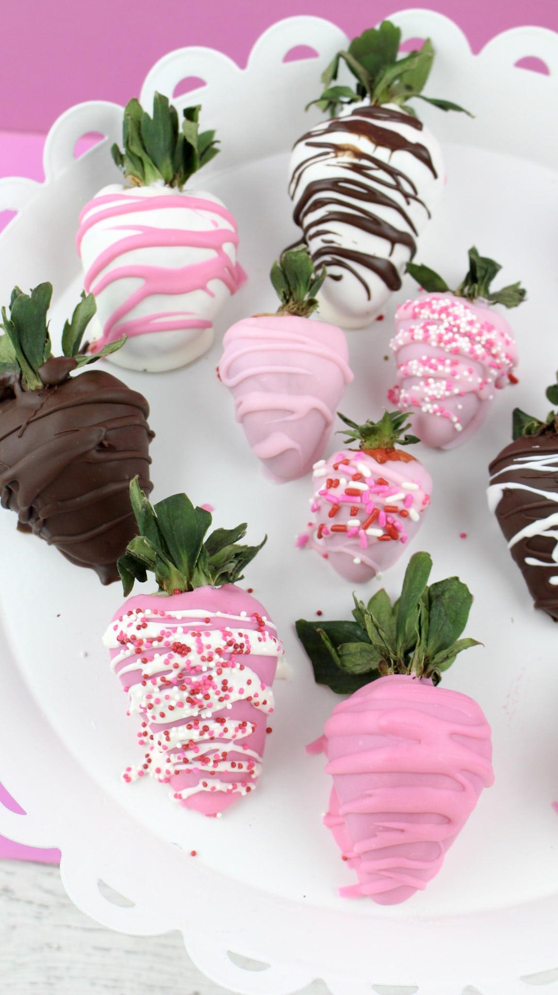 Sweet & Simple Chocolate-Covered Strawberries for Valentine's Day